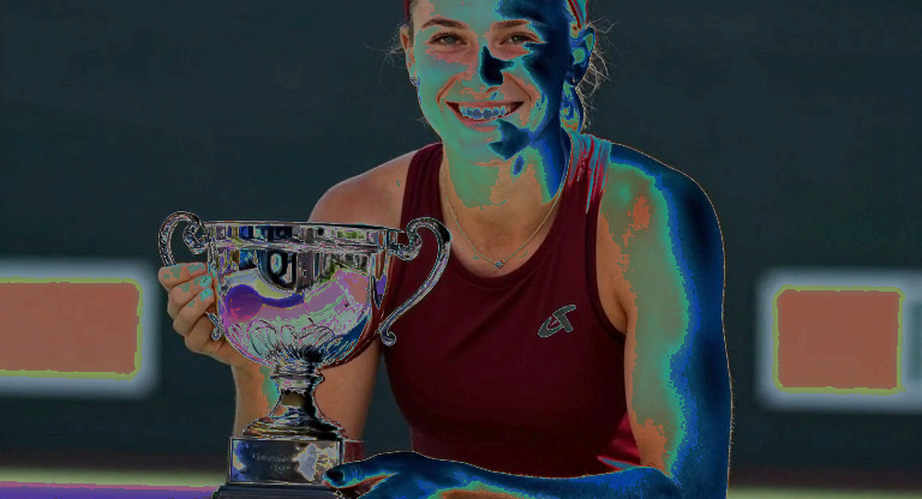 Sabalenka và câu hỏi về sự phân tâm: Khi sân đấu trống vẫn kể câu chuyện