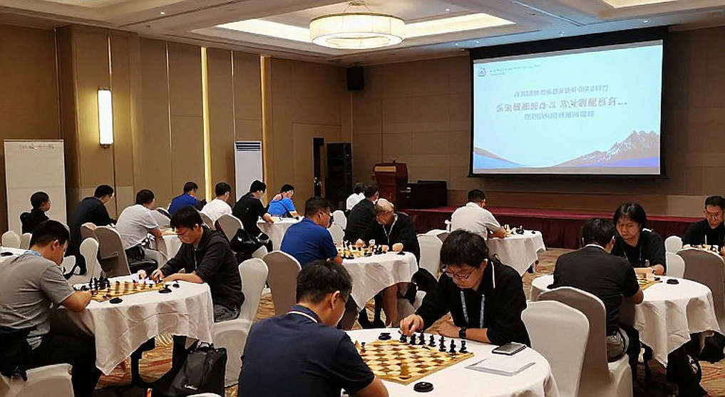 ChessBase Magazine #225: Bên trong dòng tiêu đề về đội nữ Trung Quốc tại Samarkand