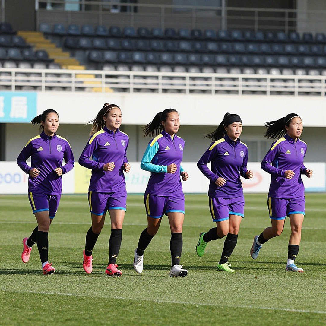 V.League và khoảng lặng sau những đêm đội tuyển: nhịp bóng chưa từng tắt