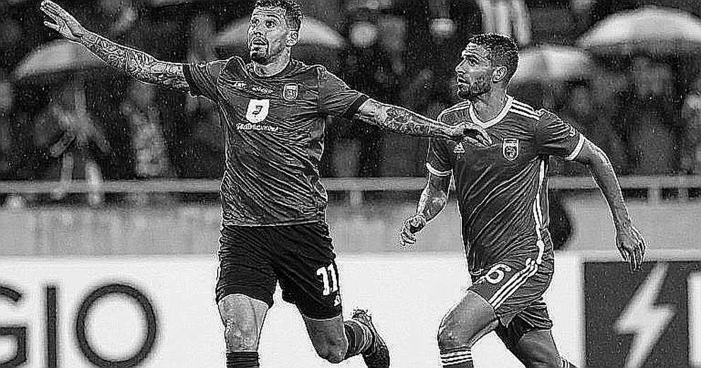 Đêm World Cup và những chốt kiểm tra: Cú sút không nằm trên sân Đêm World Cup và những chốt kiểm tra: Cú sút không nằm trên sân